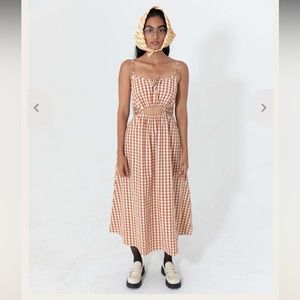 Summer gingham dress open back